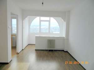 BACAU,  VAND GARSONIERA CONFORT 1 SPORIT,  ZONA GARII