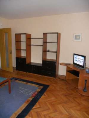 Propietar 3 camere Titan 5 min metrou
