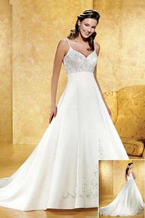 Vand Rochie de Mireasa Eddy K,   colectia de Lux