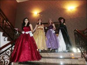 Ursitoare la botez Iasi,  Ursitori,  Ursitoarele pentru botez la restaurant