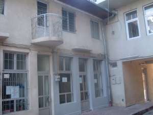 spatiu comercial
