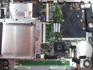 Componente Fujits-Siemens Amilo M1437G