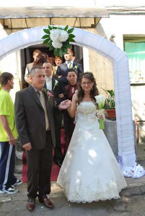 vand rochie de mireasa