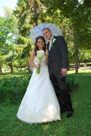 vand rochie de mireasa