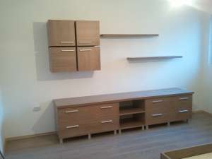execut mobilier la comanda lemn masiv si pal
