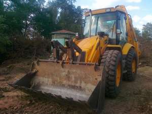 Inchiriez buldoexcavator Sibiu