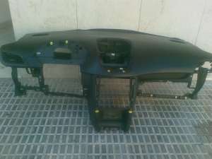 Vand plansa bord peugeot 207 2011