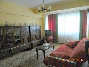 VAND URGENT APARTAMENT CU 2 CAMERE DECOMANDATE PE NICOLAE BALCESCU � LUCEAFARUL
