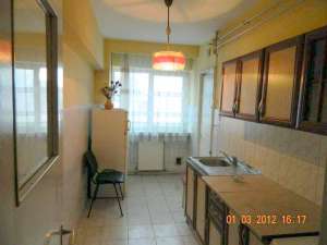 VAND URGENT APARTAMENT CU 2 CAMERE DECOMANDATE PE NICOLAE BALCESCU � LUCEAFARUL