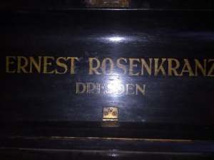 vand urgent pianina 0769319245