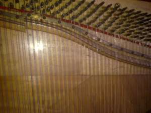 vand urgent pianina 0769319245