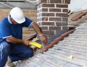 Reparatii/remedieri acoperisuri preturi criza