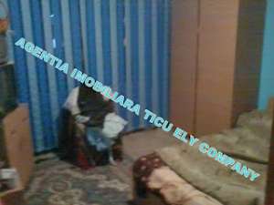 Vindem apartament  in Navodari 3^