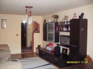 vand apartament 2 camere