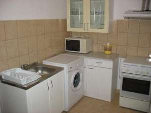 Inchiriez Garsoniera zona Bd. Basarabia-Stadionul National-Diham