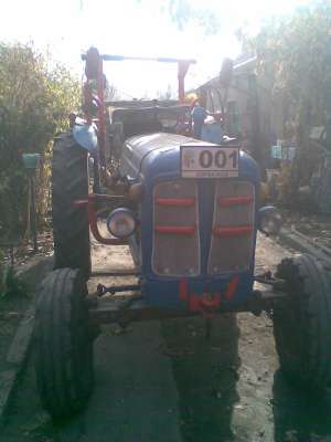 tractor cu cositoare