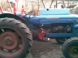 tractor 55c.p. cu utilaje