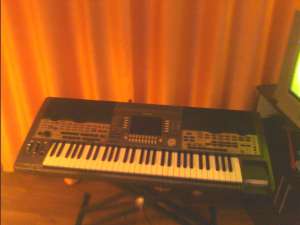 Schimb Yamaha Psr9000 v3 +Boxe Eminence 2x400 cu,  Korg Pa800 sau Pa1x Pro