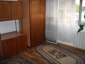 vand ap 4 camere,   alexandria,   etaj 1/4