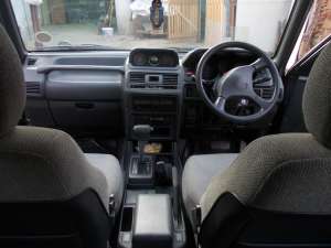 Vand Mitsubishi Pajero