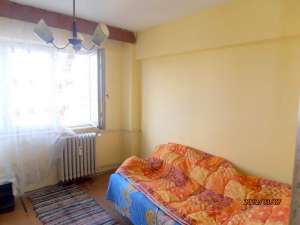 BACAU,  VAND APARTAMENT 3 CAMERE DECOMANDATE,  ZONA ORIZONT