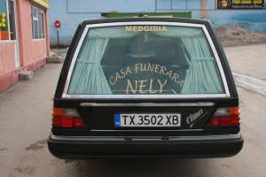 vand masina funerara