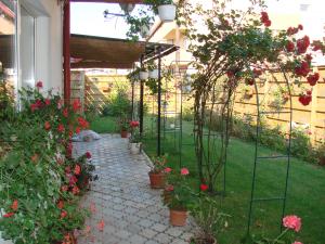 Vand casa duplex Floresti