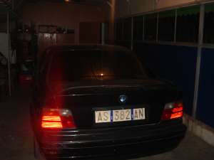 dezmembrez bmw 318 motor 1800 full fara piele si alfa romeo 155 1.8 tspark si altele.