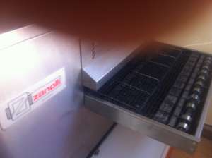 Vand Linie Completa Covrigi! Cuptor Zanolli,  Malaxor 35 litri,  Friteuza 25 litri,  2 Mese Preparar