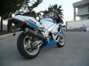 Vand Suzuki GSX-R 600 excelent