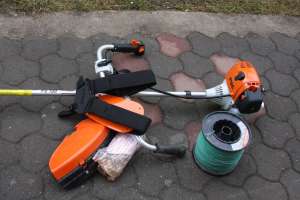 Vand MOTOCOSITOARE STIHL 130 FS nou-nouta