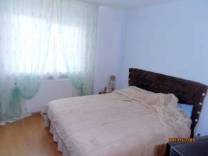 BACAU,  VAND APARTAMENT CU 3 CAMERE DECOMANDAT,  ZONA BRADULUI