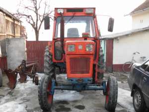 TRACTOR UNIVERSAL U650  / tel: 0751-507616 /