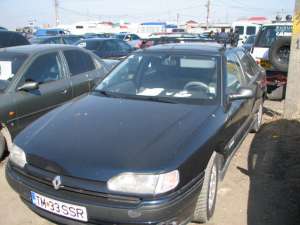 VAND RENAULT SAFRANE 2, 2L DIN 94 IMPECABIL IEFTIN
