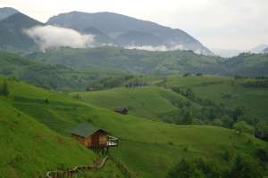 Casuta in varf de munte,  ceva deosebit, Nemaintalnit!