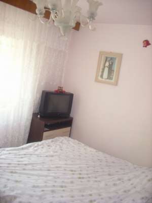 Vand apartament 2 camere