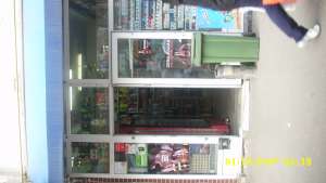 cedez spatiu comercial cu adresa iuliu  maniu nr 184 (in statia de Ratb Apusului)