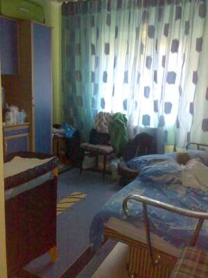 BACAU,  VAND APARTAMENT CU 3 CAMERE,  ZONA AL. CE BUN