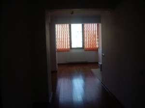 Vanzare 3 camere bloc nou 2009 Basarabia - Noor