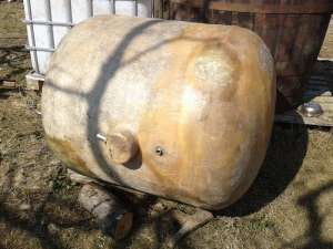 Vand bazin 900 litri fibra de sticla pentru pompa de stropit pomii