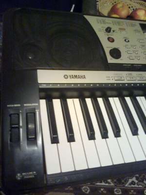 vand orga YAMAHA PSR 740