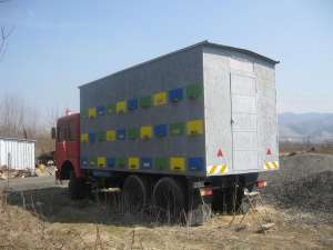 VAND AUTOPAVILION APICOL POPULAT