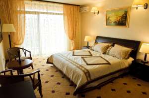 Vila Lux - DEPOZIT 10 MAMAIA - STR,  D5 NR. 76 ,  intre MAMAIA si NAVODARI CONSTANTA