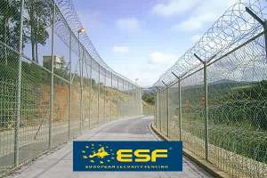 Ostnat� dr�t Typ,     NATO