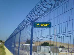 Ostnat� dr�t Typ,     NATO