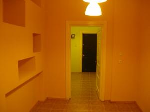 Inchiriez apartament 2 camere in VILA