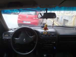 opel vectra a