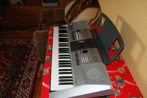 vand orga yamaha psr e413 urgent.