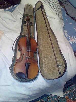 vand vioara stradivarius