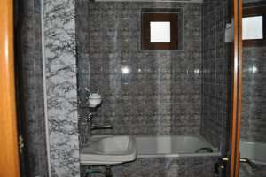 Vand apartament 3 camere, dec, , 54000 eur